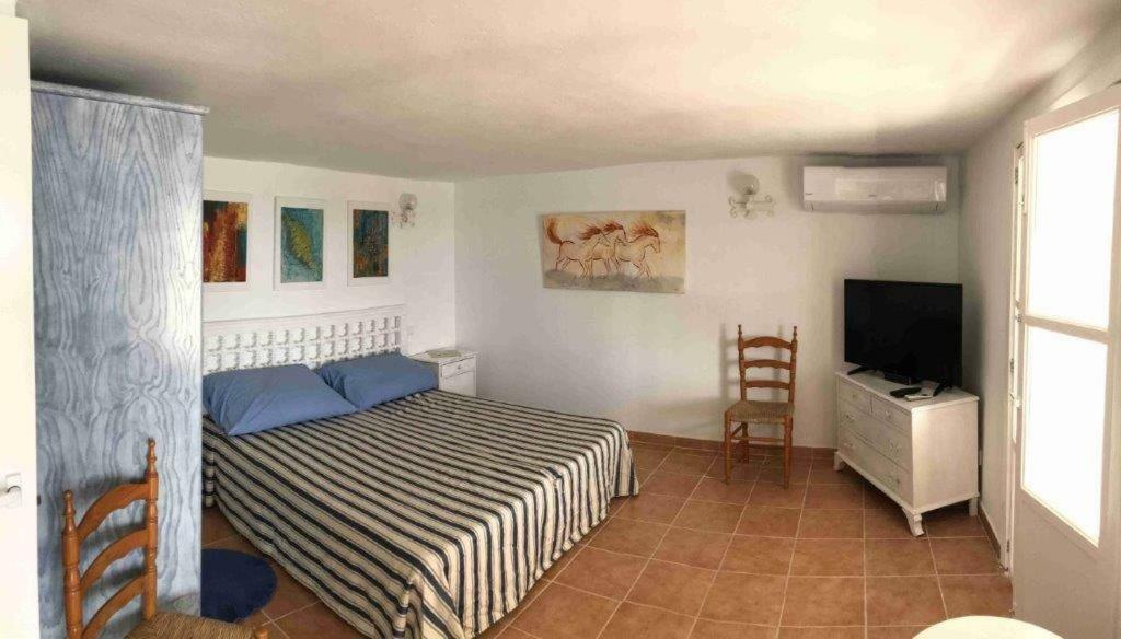 Hebergement Front De Mer Apartment Сант Елм Екстериор снимка